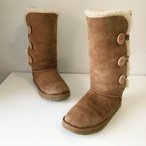 UUG Women Tall Boots Bailey 3 Buttons 1016227 US 8